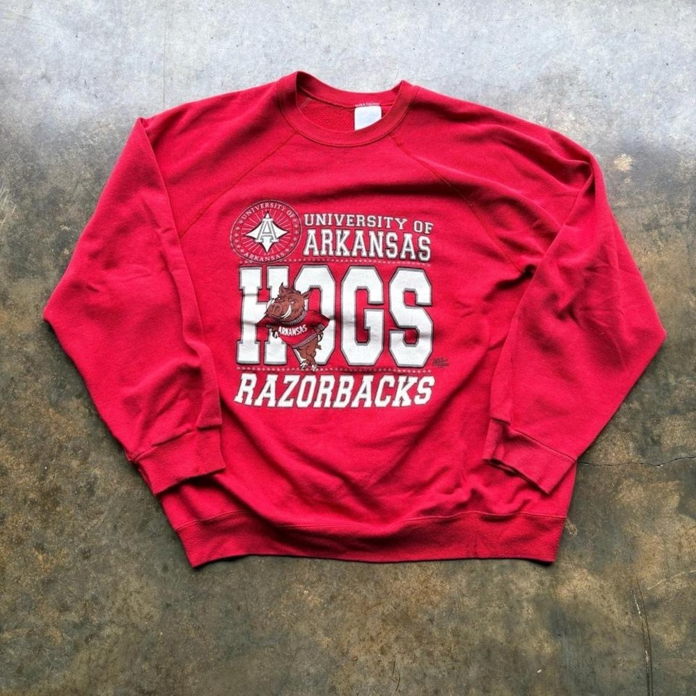 Beautiful Vintage Arkansas Razorbacks Crewneck